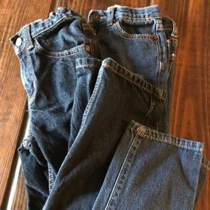 2 pair of size 6 boys jeans